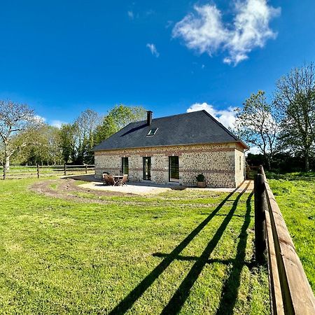 Une Maison D'Hotes Alliant Charme Et Confort Saint-Pierre-du-Val Екстер'єр фото