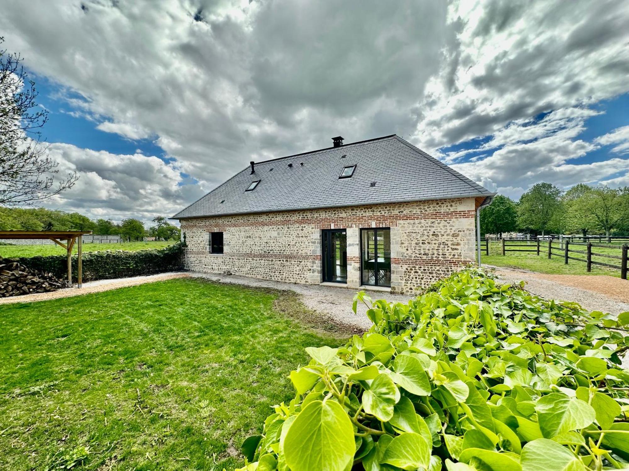 Une Maison D'Hotes Alliant Charme Et Confort Saint-Pierre-du-Val Екстер'єр фото